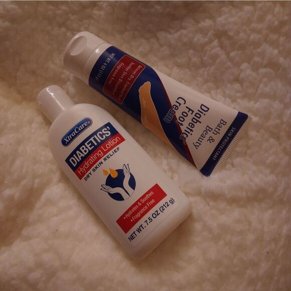 ⬇️⬇️⬇️Diabetic Hydrating Lotion and Foot Cream Bundle - Picture 1 of 2